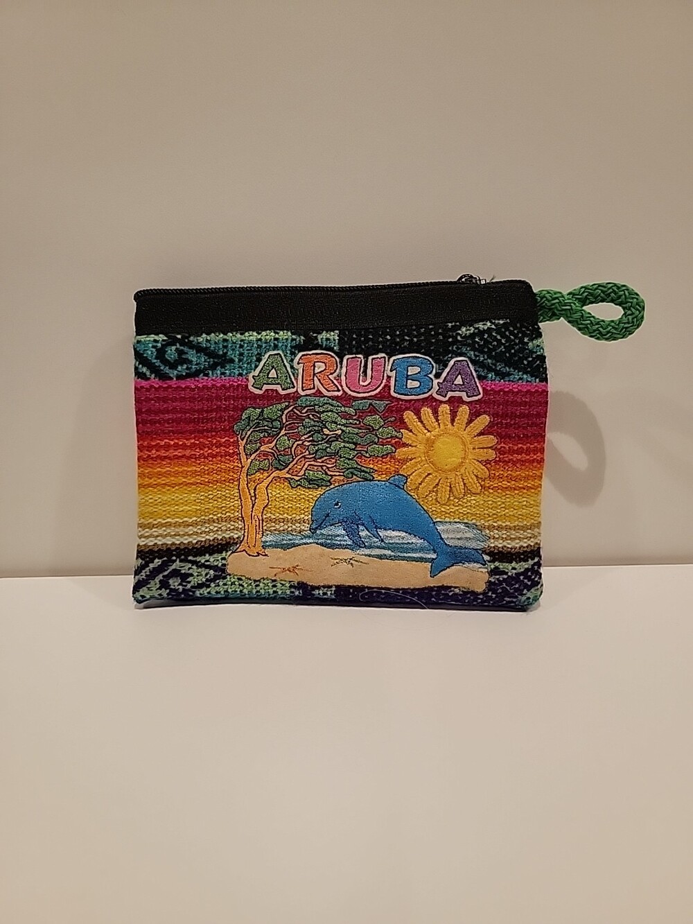 Vintage small, zippered souvenir coin purse from Aruba